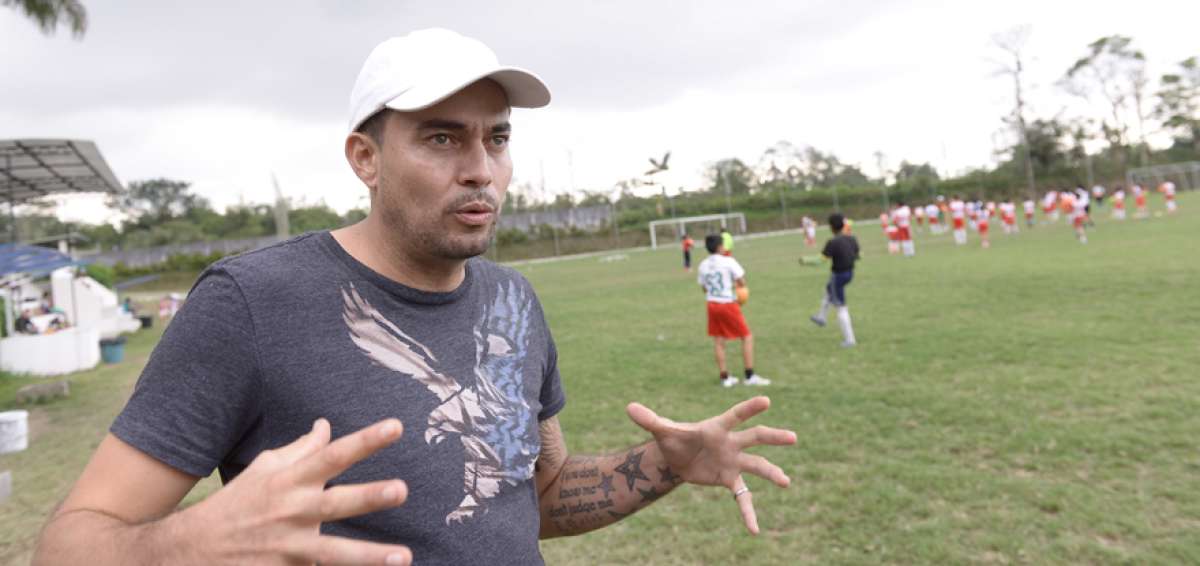 Kaviedes, el goleador que quiso ser veterinario
