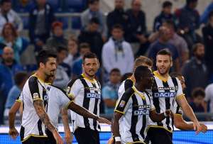 El Udinese est&aacute; a 3 unidades de los punteros Roma y Juventus. Foto: AFP