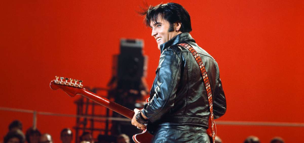 Cuarenta a&ntilde;os despu&eacute;s de su muerte, EE.UU. celebra al "Rey" Elvis Presley