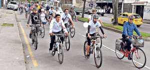Varios colectivos est&aacute;n organizando en Cuenca cicleadas con el prop&oacute;sito de concienciar a los ciudadanos sobre el respeto hacia los ciclistas. Foto: Fernando Machado / El Tel&eacute;grafo