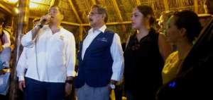 El presidente Correa lleg&oacute; a Zamora para visitar proyectos mineros
