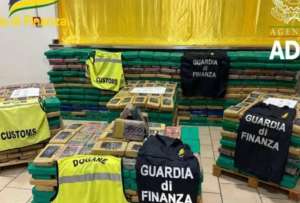 Policía confirmó 2000 kilos de droga que provendrían desde Ecuador
