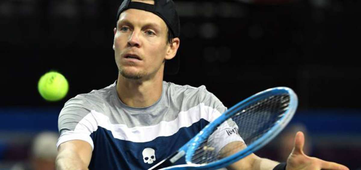 El tenista checo Tomas Berdych intent&oacute; sorprender a sus fan&aacute;ticos este s&aacute;bado con el anuncio de su retiro, pero su padre se adelant&oacute; en las redes.
