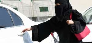 Arabia Saudita autorizar&aacute; a las mujeres a conducir