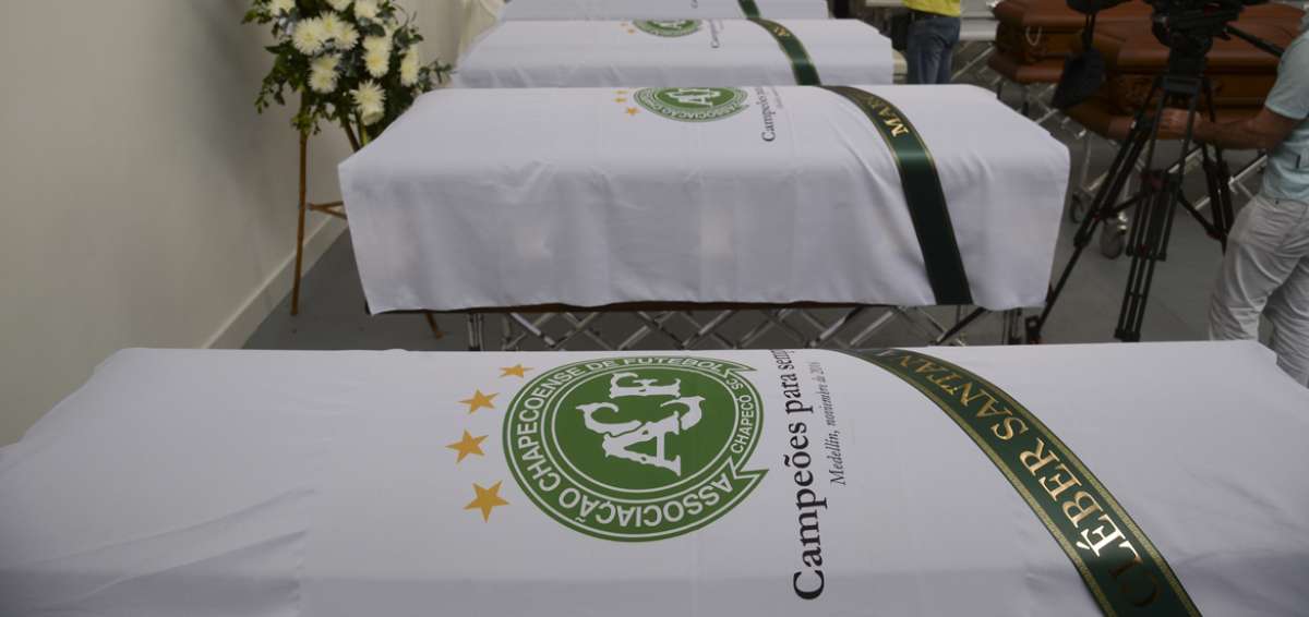 Colombia se apresta a repatriar cuerpos tras tragedia a&eacute;rea que enluta a Brasil