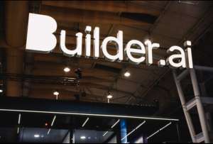 La empresa de IA Builder.ai respaldada por Microsoft fingía ser una IA y colapsó luego de que se revelara que 700 ingenieros trabajaban ahí. 