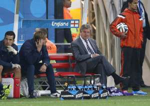 Roy Hodgson (d.) es muy criticado por la prensa por su pa&iacute;s. Foto: Agencias