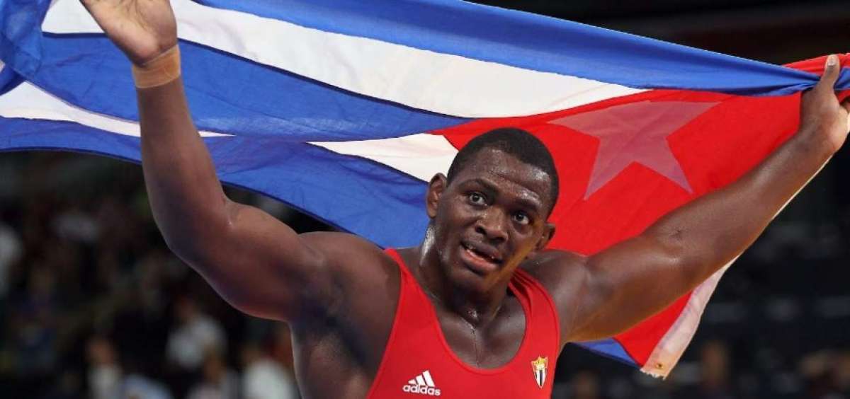 En Pek&iacute;n y Londres, L&oacute;pez combati&oacute; en la divisi&oacute;n de 120 kilos, pero ahora lo har&aacute; en los 130 kilos, categor&iacute;a creada en 2013.  