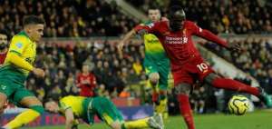 Liverpool gana al Norwich y se acerca al r&eacute;cord de partidos ganados