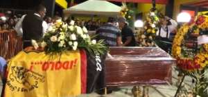 En el estadio Monumental se efect&uacute;a la capilla ardiente para las v&iacute;ctimas del accidente..