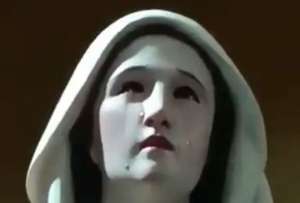 'Virgen de los Dolores' derramando lágrimas después de la procesión fue captada en video