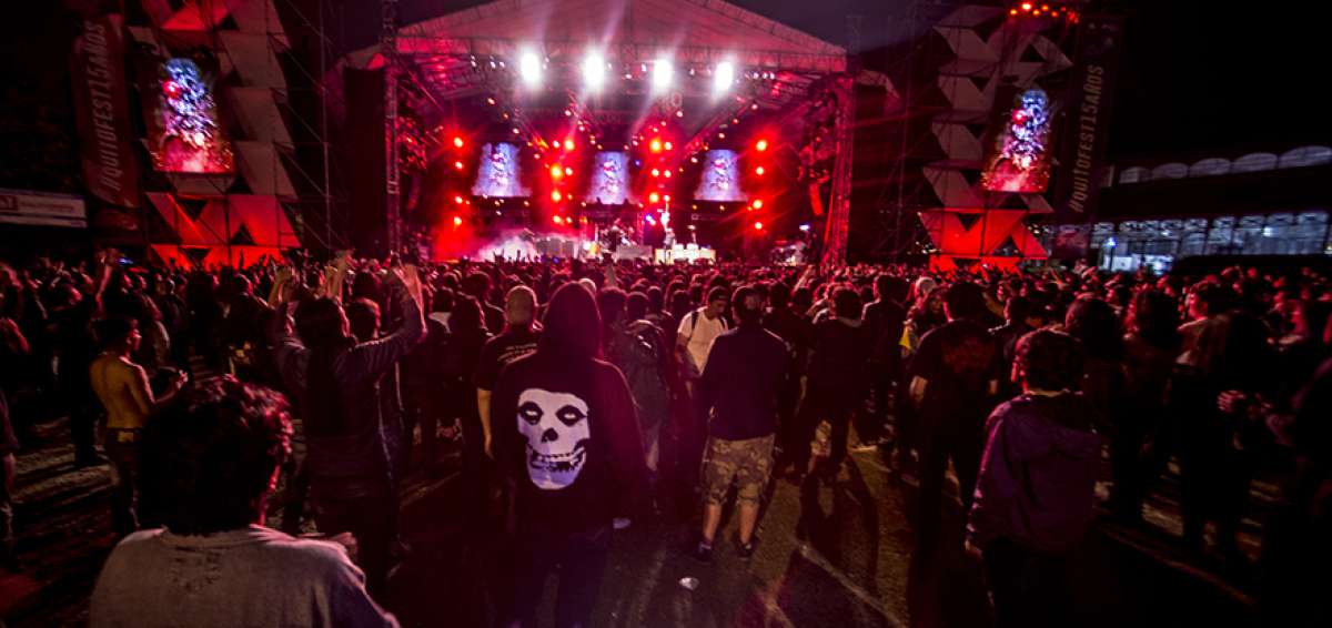Alrededor de 3.000 personas asistieron a la presentaci&oacute;n de Sepultura, durante el cierre del XV Festival de m&uacute;sica independiente Quitofest, en agosto del a&ntilde;o pasado.