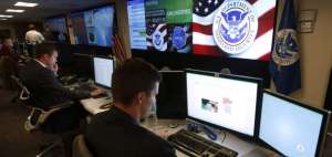 El FBI ha confirmado que usa Facebook para identificar y seguir a presuntos terroristas y criminales.