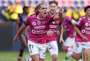 Claudio Spinelli tiene una oferta del exterior