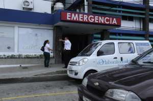 Luego de la atenci&oacute;n a los pacientes, cada establecimiento hospitalario particular entrega al IESS y al MSP la documentaci&oacute;n para el pago. Foto: Archivo.