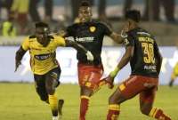 Barcelona SC y Aucas se enfrentan en Guayaquil por la primera final de la LigaPro.