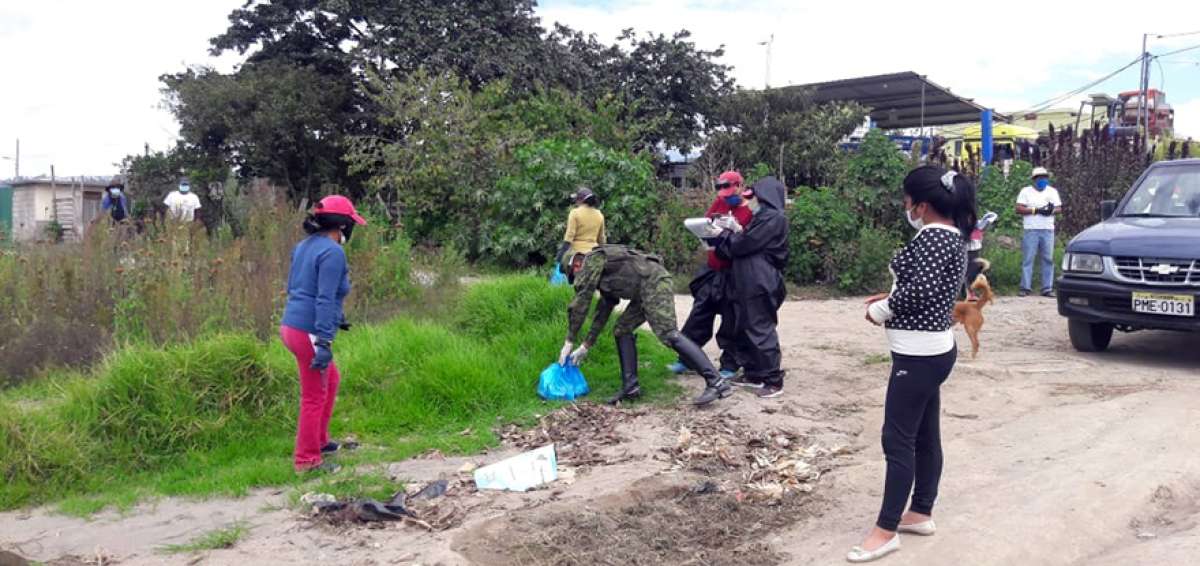 Fuerzas Armadas apoyan tareas de ayuda en todo el pa&iacute;s