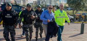 Tras ser detenido en Manta y trasladado a Quito, Fernando A. ingresaba a la Fiscal&iacute;a el 9 de agosto de 2018.