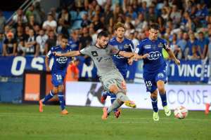 El Marsella de Bielsa golea al Reims (5-0) y seguir&aacute; l&iacute;der en Francia