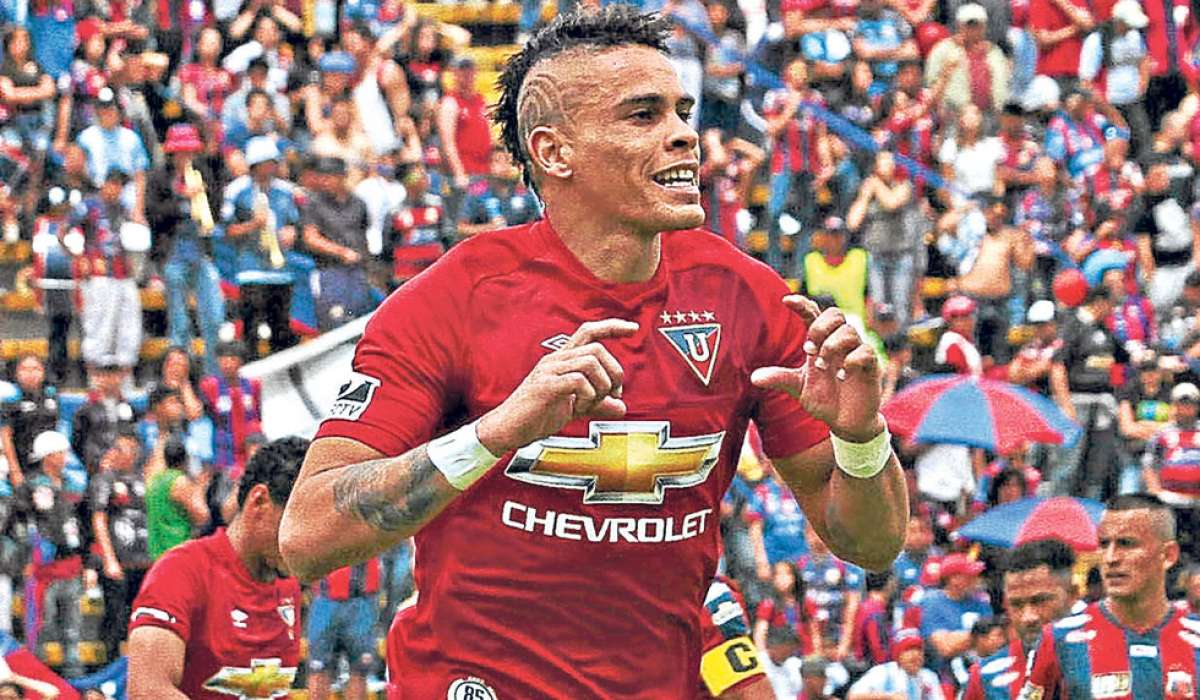Jonathan &Aacute;lvez marc&oacute; su primer tanto con Liga de Quito en la goleada 4-1 contra Deportivo Quito. Ha disputado 193 minutos en el campeonato nacional. Foto: Miguel Jim&eacute;nez / El Tel&eacute;grafo