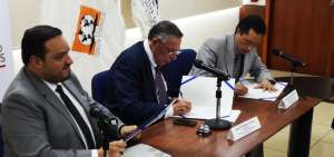 Convenio Tripartito entre el Ministerio del Trabajo, Federaci&oacute;n Ecuatoriana de C&aacute;maras de la Construcci&oacute;n y SECAP