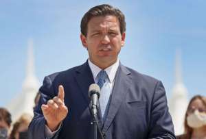 Gobernador de Florida endureció la políticas migratorias en ese Estado