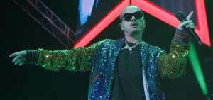 El cantante colombiano J Balvin se present&oacute; en concierto como parte de su gira internacional "Vibras Tour" en la Arena Ciudad de M&eacute;xico, realizado el s&aacute;bado 26 de mayo.