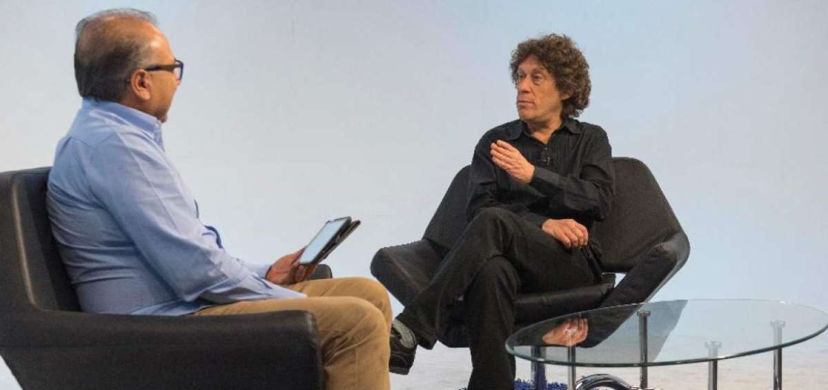 El periodista argentino, Pedro Brieger, fue entrevistado por el director de EL TEL&Eacute;GRAFO, Orlando P&eacute;rez.