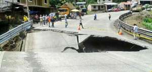 V&iacute;a Riobamba-Guayaquil fue abierta de forma parcial