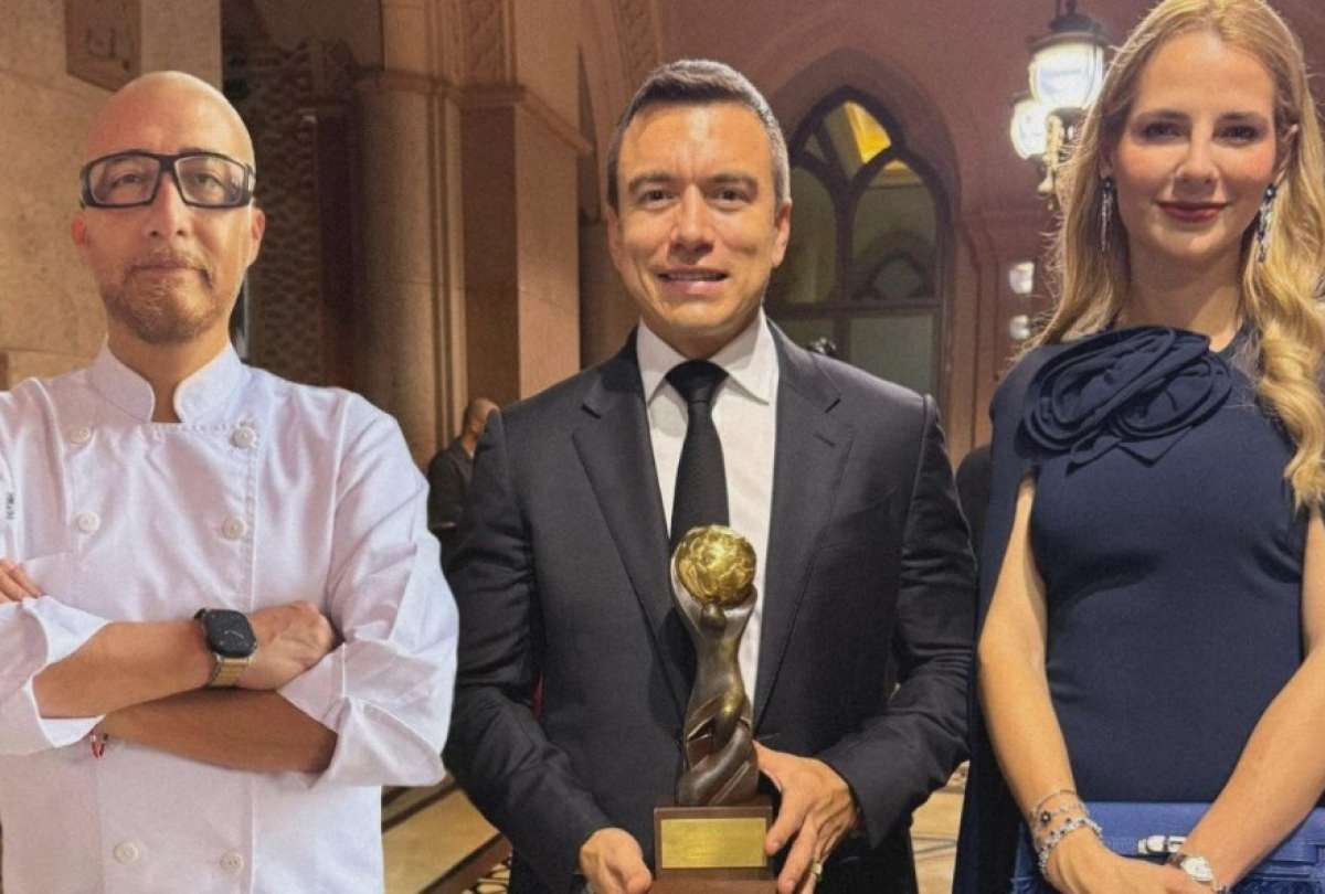 La entrega del premio se realizó en medio del ambiente vibrante que dejó la Fórmula 1 en Abu Dabi.