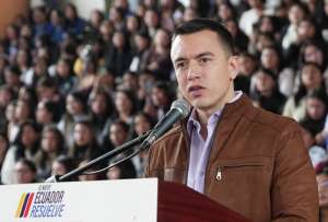 El presidente Daniel Noboa confirmó que el Gobierno Nacional prevé la entrega de 100.000 becas a estudiantes hasta el 1 de agosto. 