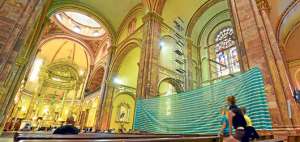 El Ministerio de Cultura y Patrimonio financiar&aacute; las obras emergentes de la catedral, dentro de la primera etapa de la remodelaci&oacute;n. Foto: Miguel Castro/ El Telegrafo