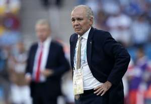 Alejandro Sabella no tuvo reproche alguno para su equipo, solo palabras de &aacute;nimo. Foto: AFP