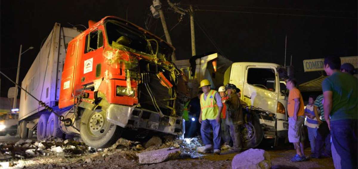 Exceso de velocidad; conducir en estado de embriaguez; irrespetar las se&ntilde;ales de tr&aacute;nsito y utilizar el tel&eacute;fono celular al conducir son las principales causas de los accidentes. 