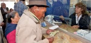 Varios ciudadanos ambate&ntilde;os no cumplieron su obligaci&oacute;n ya que el dinero no les alcanz&oacute;.