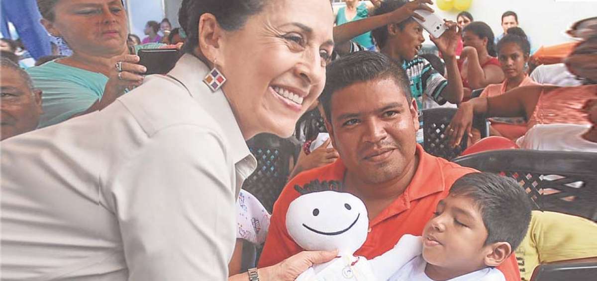 Roc&iacute;o de Moreno inaugur&oacute; el a&ntilde;o lectivo en escuela para ni&ntilde;os con discapacidad