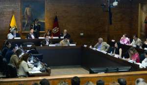 El Concejo Metropolitano aprob&oacute; hoy un alza del salario de los trabajadores municipales. Foto: Archivo/ EL TEL&Eacute;GRAFO