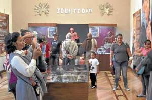 El museo de la Casa del Portal es uno de los lugares m&aacute;s visitados por los turistas durante los eventos  que se organizan por la Fiesta de la Fruta y de las Flores. FOTOS: ROBERTO CHAVEZ |  El Tel&eacute;grafo