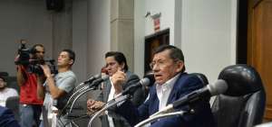 El titular de la FEF, Carlos Villac&iacute;s, durante una reuni&oacute;n del Comit&eacute; Ejecutivo de la entidad que rige el f&uacute;tbol nacional.