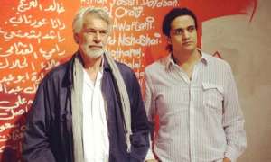 En su mensaje de agradecimiento por la campa&ntilde;a, Fayadh (d) declar&oacute; sentirse sorprendido por la sentencia. Tomado de theguardian.com