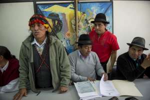 Los representantes de las agrupaciones ind&iacute;genas rechazan los hechos ocurridos en la comunidad de Tundayme. Foto: Fernando Sandoval / EL TEL&Eacute;GRAFO