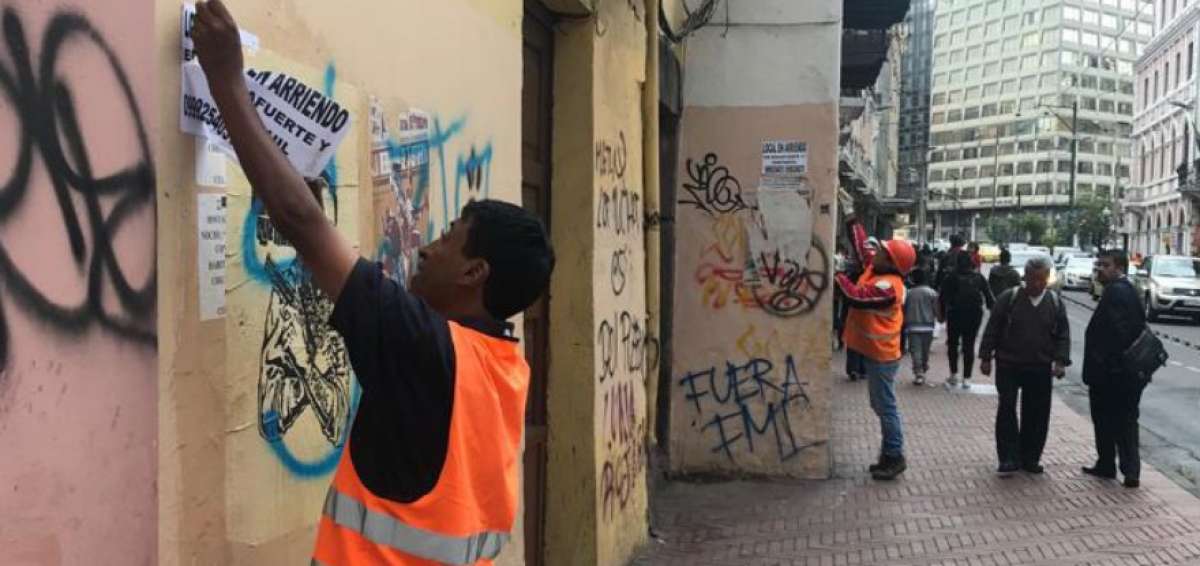 Limpieza en los murales del Casco Colonial.