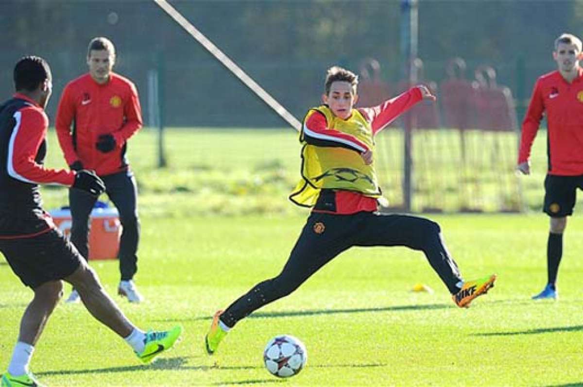 De seis pa&iacute;ses Januzaj elige finalmente jugar con B&eacute;lgica