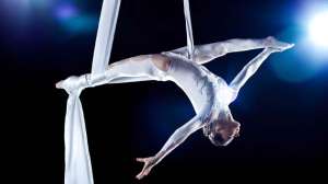 El espect&aacute;culo &lsquo;Santa&rsquo;s Circus&rsquo; durar&aacute; 120 minutos y tendr&aacute; a 30 artistas, entre acr&oacute;batas, bailarines, contorsionistas, trapecistas, malabaristas y m&aacute;s. Cortes&iacute;a