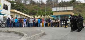 Trabajadores del Hospital Valenzuela no lograron ingresar