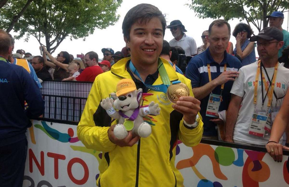 Jonathan Martinetti mostr&oacute; su felicidad al conseguir unos de sus objetivo, el triunfo en los Panamericanos. Foto tomada de: @DeporteEc 