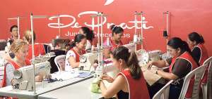 Almacenes de prati cuenta con talleres de confecci&oacute;n y actualizaci&oacute;n para mujeres de entre 18 y 55 a&ntilde;os.