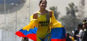 Elizabeth Bravo clasifica a R&iacute;o tras ser segunda en la Copa Continental de Triatl&oacute;n