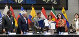 La Unasur se une as&iacute; a equipos de la Organizaci&oacute;n de la OEA, Uniore  y la Asociaci&oacute;n Mundial de Organismos Electorales.