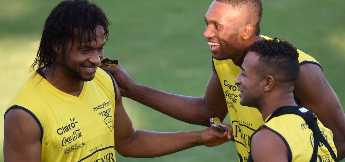 La defensa de la 'Tri' suma 1.316 minutos de juego